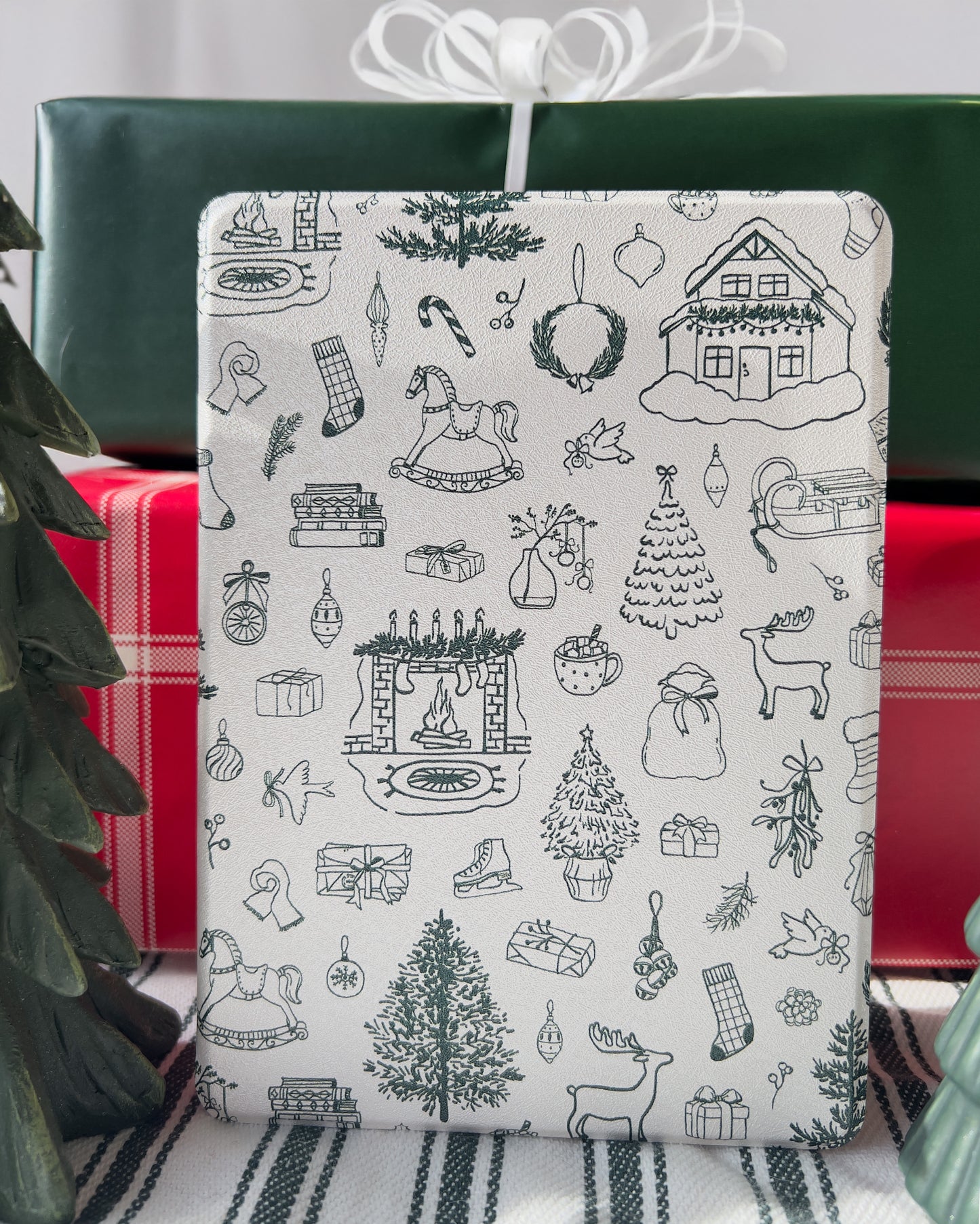 Christmas Doodles | Paperwhite Kindle Case